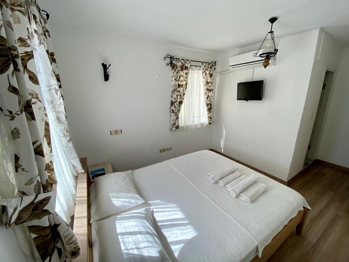 Ada Hotel Tenedos Buitenkant foto