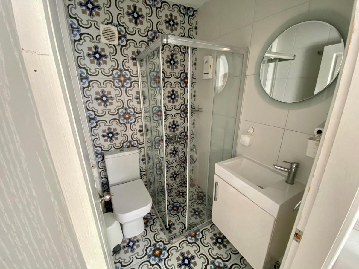 Ada Hotel Tenedos Buitenkant foto