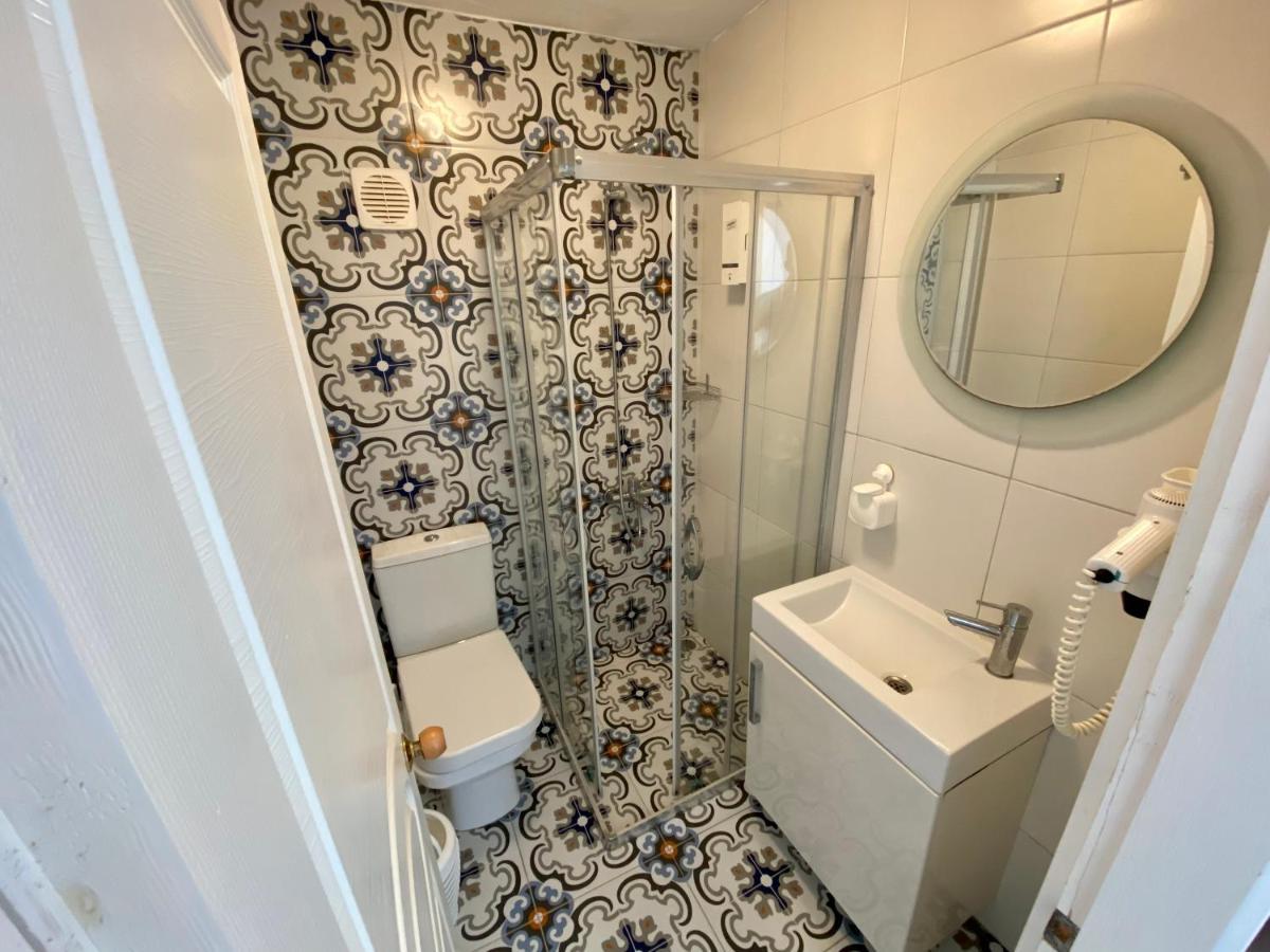Ada Hotel Tenedos Buitenkant foto